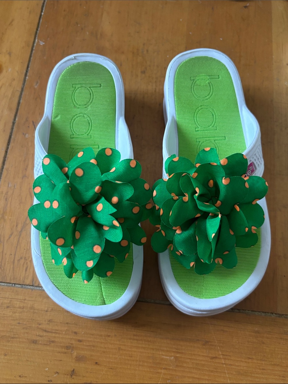 🌻Babe platform slide sandals size 35
